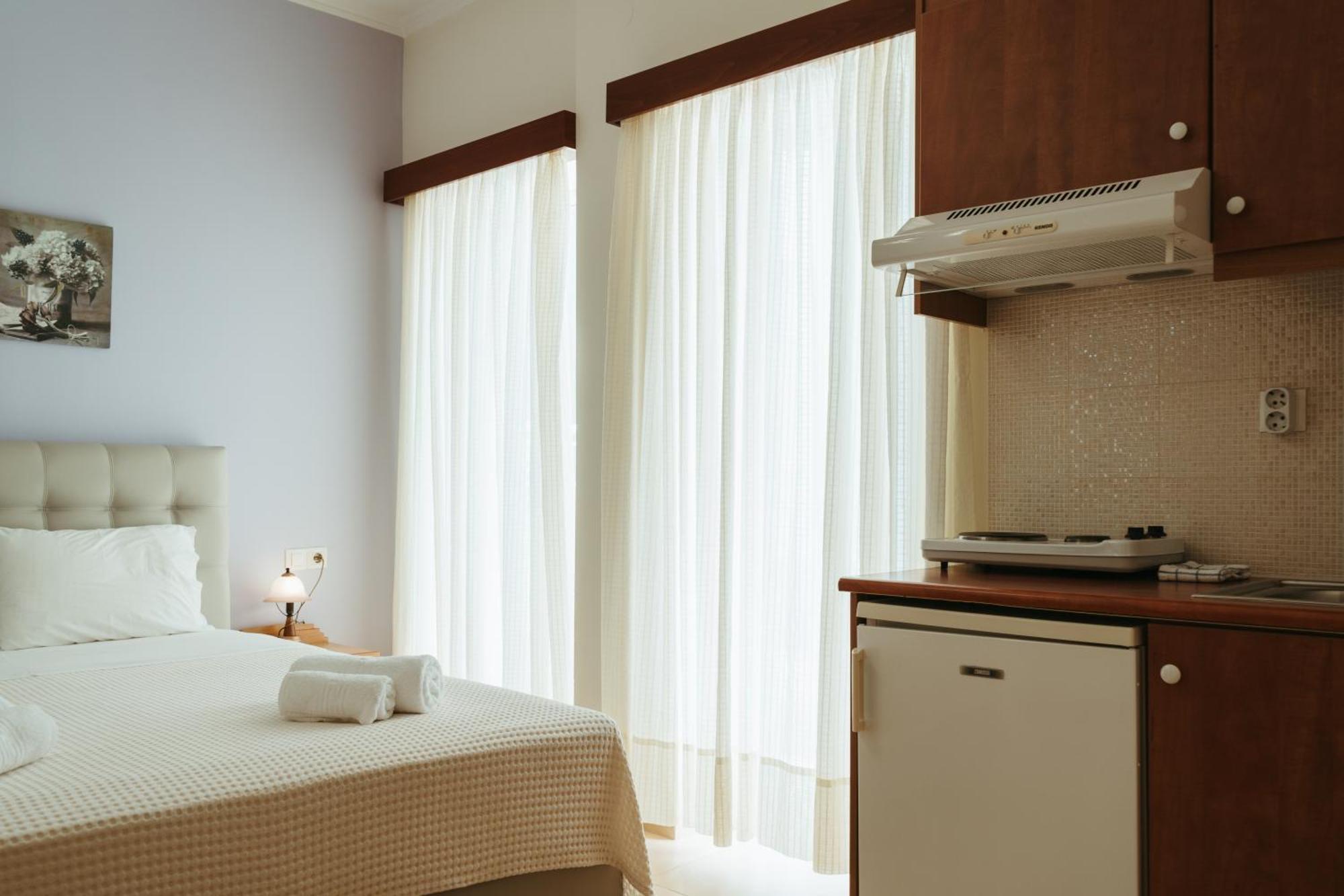 Hotel Livikon Plakias Bagian luar foto
